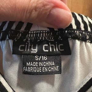 Black and white maxi dress. Empire waist. Draw tie.